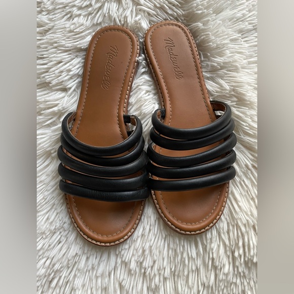 Madewell Shoes - Madewell strappy open toe sandals